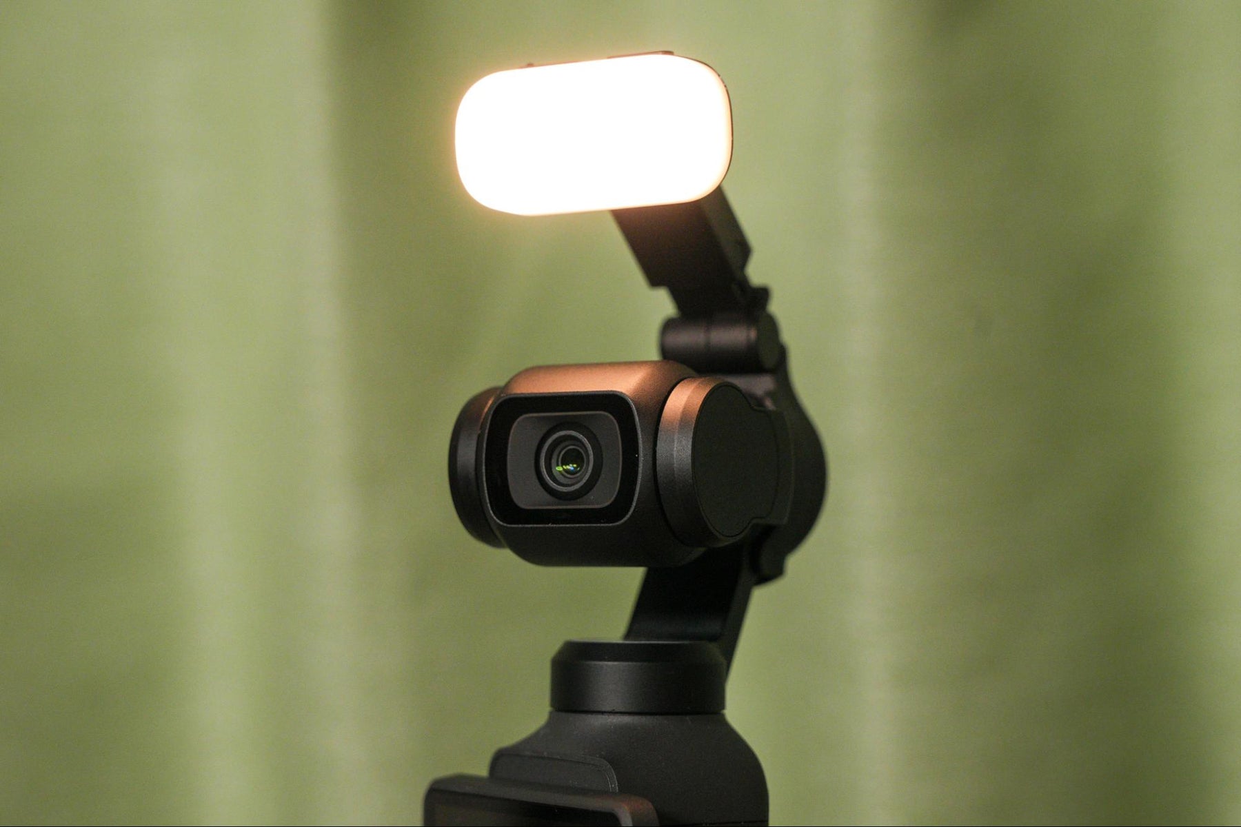 DJI Osmo Pocket 4 – DJI製品情報 by システムファイブ